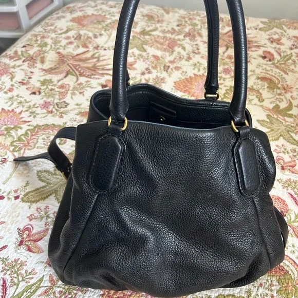 Marc By Marc Jacobs Black Shoulder Bag with Gold Accent - Picture 2 of 9